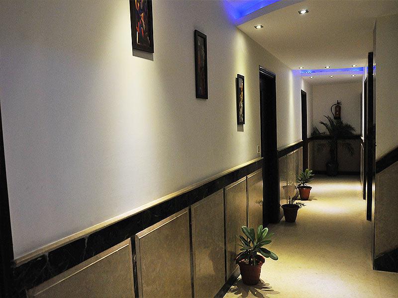 Hotel High 5 Land Delhi  Exterior photo